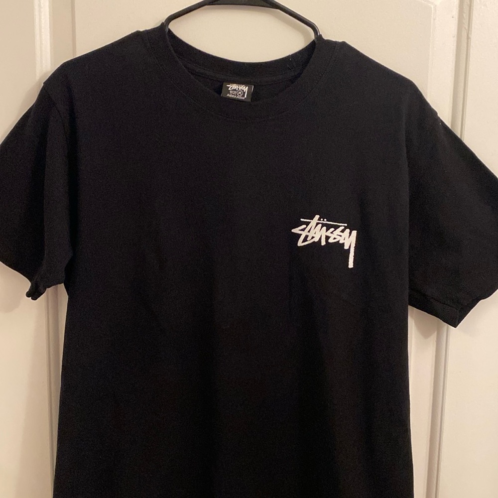 Black stussy t-shirt. Men’s M, great condition